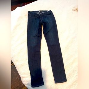 Levi’s 711 skinny